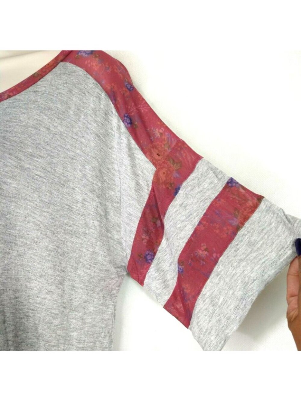 Eyeshadow Top T-shirt Size L Gray Red Floral Sheer Mesh Trim Festival Summer - Picture 2 of 6